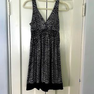 Black and white print sundress medium